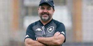 Enderson Moreira, técnico do Botafogo em 2021