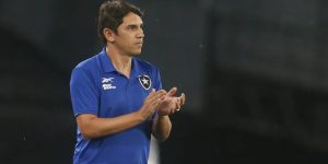 Lúcio Flávio, técnico do Botafogo